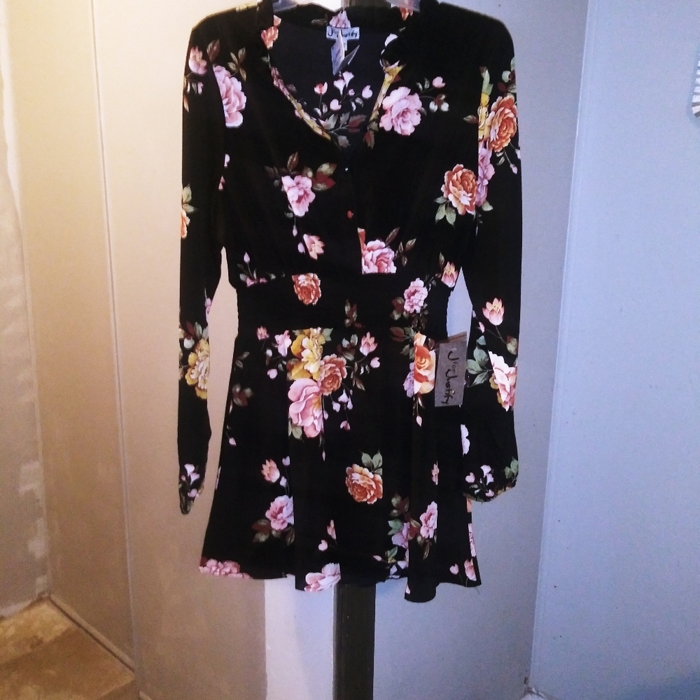 Black, floral, Long sleeve, above the knee dress.